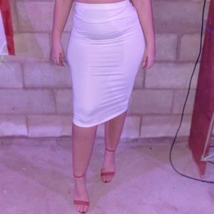 Size L White Stretch Midi Skirt